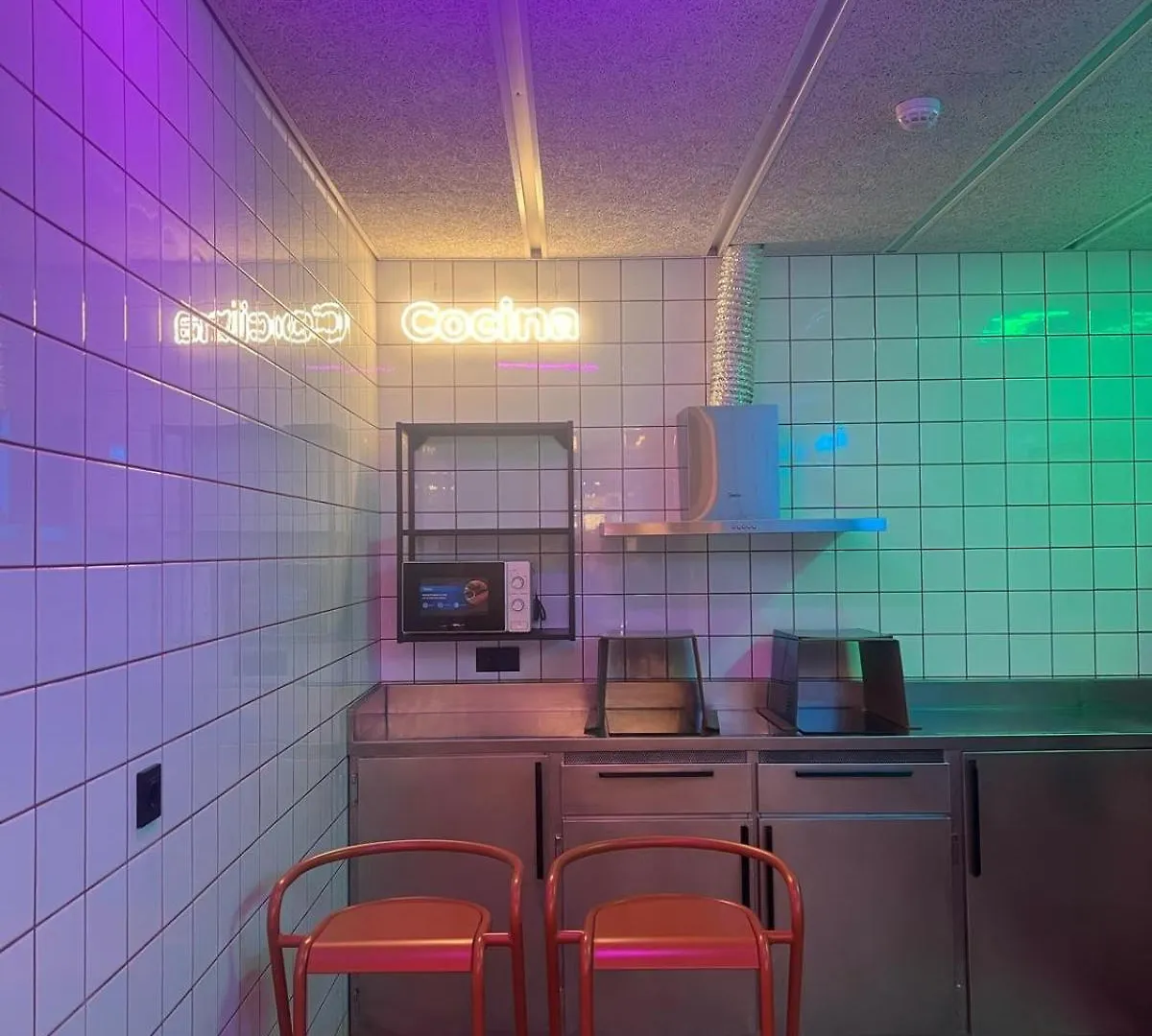 Hostel Lamia Bbk Women Hostel-Solo Mujeres Bilbao